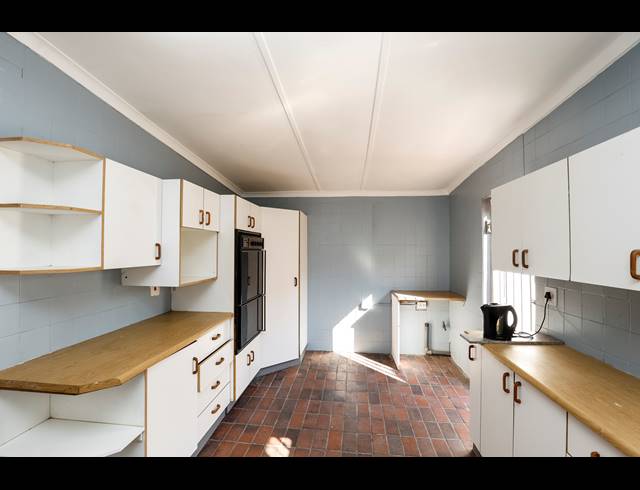 383M² GUESTHOUSE FOR SALE IN WINDERMERE